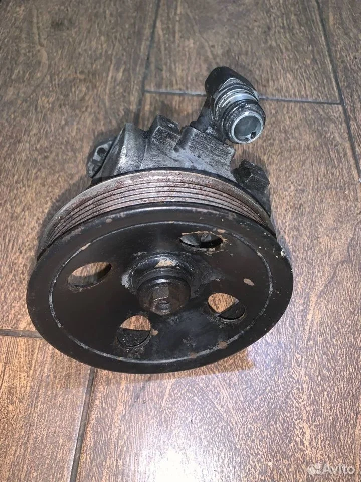 Насос ГУР Mercedes-Benz E-класс W210/S210 (1995—1999)