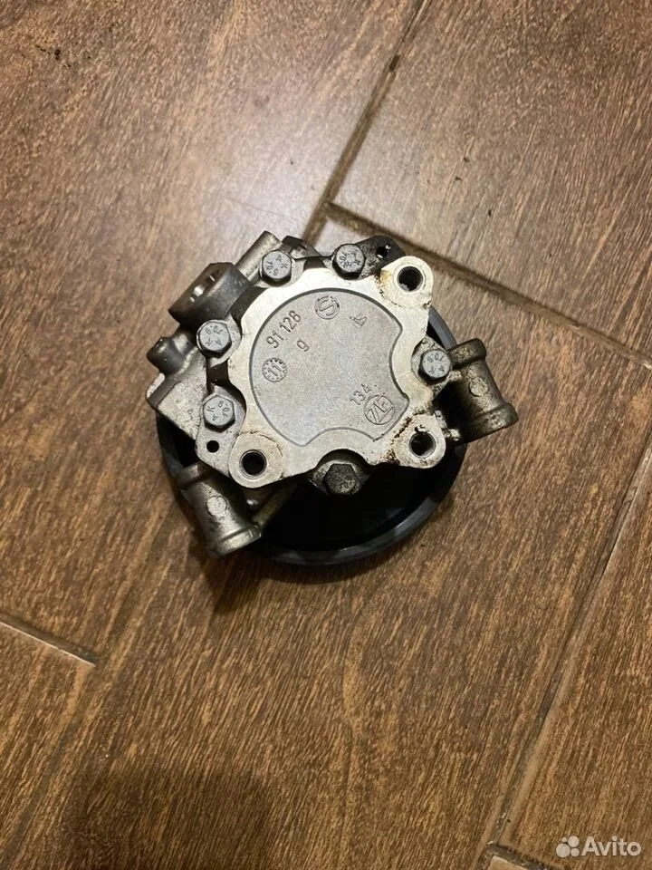 Насос ГУР Mercedes-Benz C-класс W203/S203/CL203 (2000—2004)