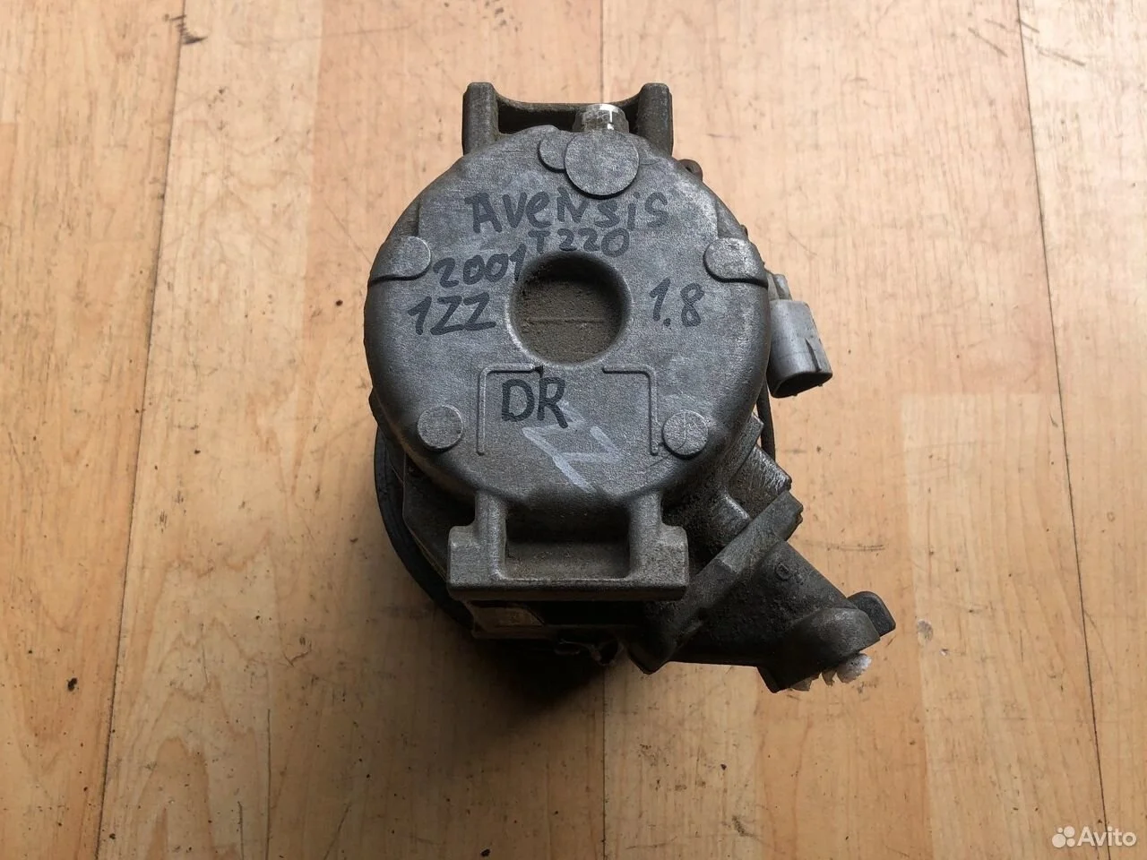 Компрессор кондиционера Toyota Avensis T220 рестайлинг (2000—2003)