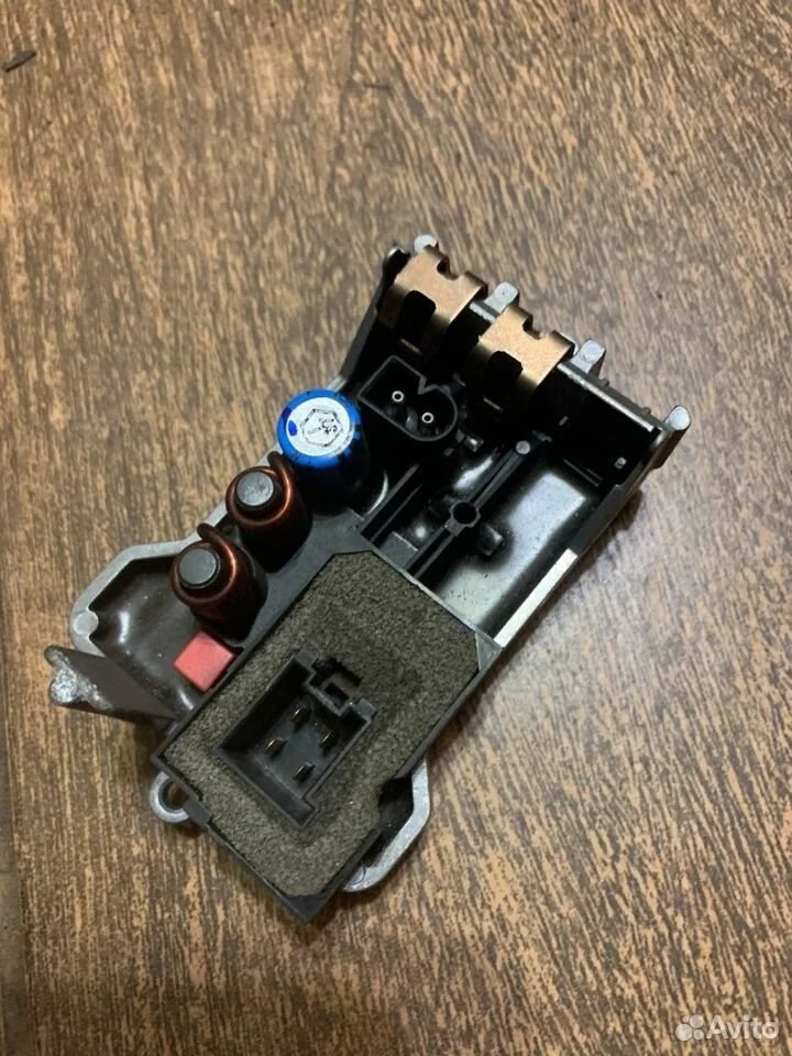 Резистор отопителя Mercedes-Benz E-класс W211/S211 (2002—2006)