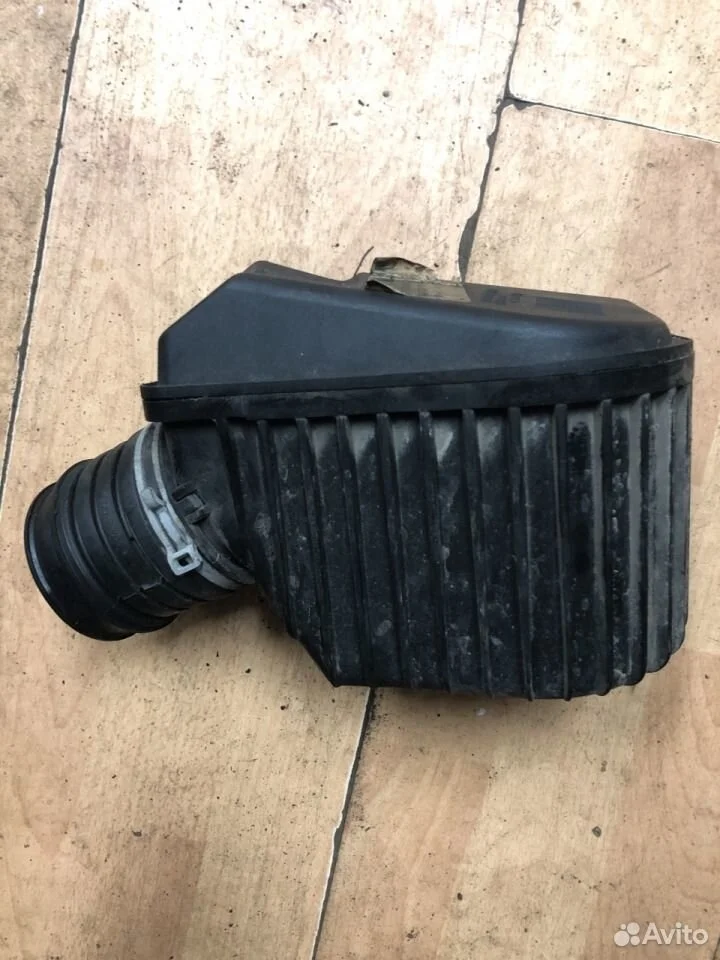 Резонатор воздушного фильтра Mercedes-Benz C-класс W203/S203/CL203 рестайлинг (2004—2008)