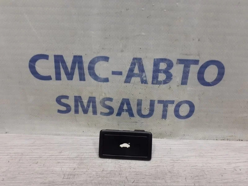 Кнопка багажника Audi A7 2011 3D0959831D20H C7 3.0 CGW