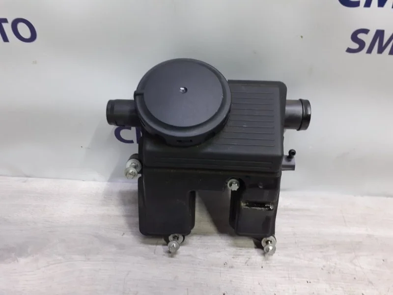 Маслоотделитель Porsche Cayenne 94810713521 958 4.8. 4852