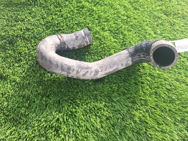 Патрубок системы охлаждения Opel Zafira A 24413977 F75 Z18XE