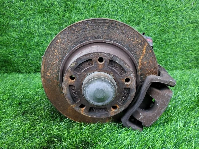 Суппорт тормозной Renault Megane 2011 432007595R B95 M4R, задний правый