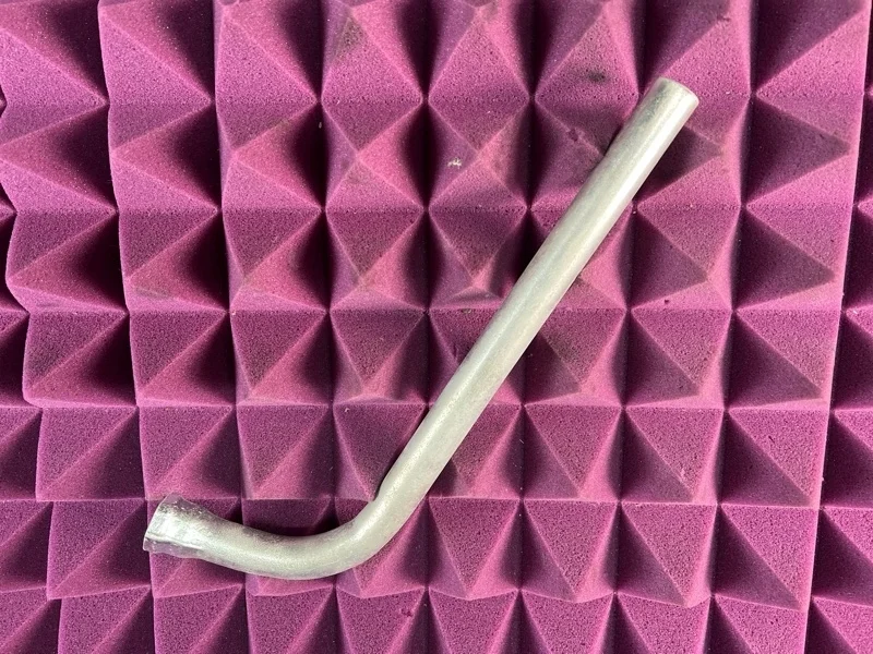 Ключ балонный Audi A6 2001 8N0012219 C5 APS 2.4