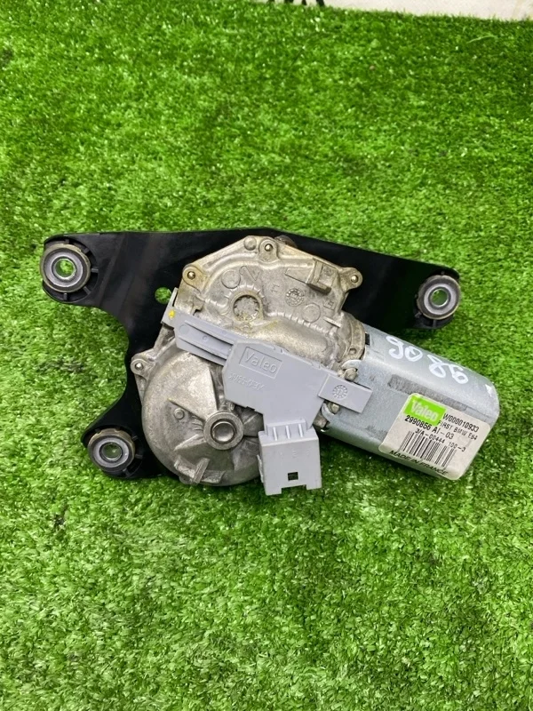 Моторчик стеклоочистителя задний BMW X1 2013 67632990856 E84 N20B20A