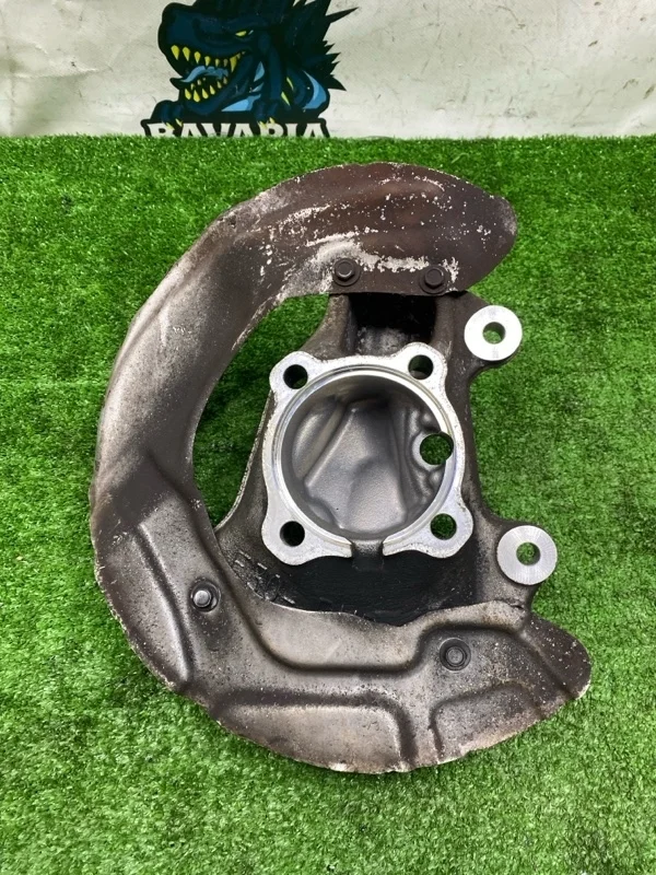 Кулак передний левый BMW 3 2013 31216792287 F30 N20B20B