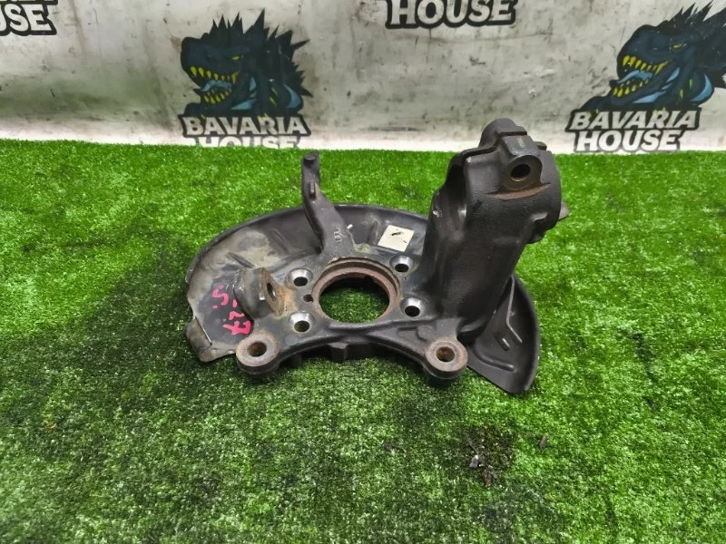 Кулак передний левый volkswagen Tiguan 2008 1K0407255AA 5N1 CAWA