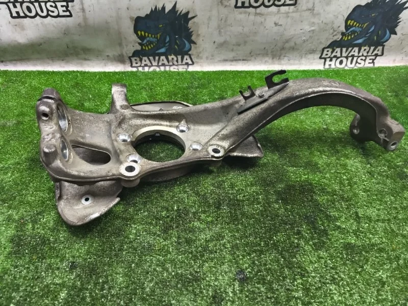 Кулак передний правый Audi A5 2014 4G0407254A 8T CDN