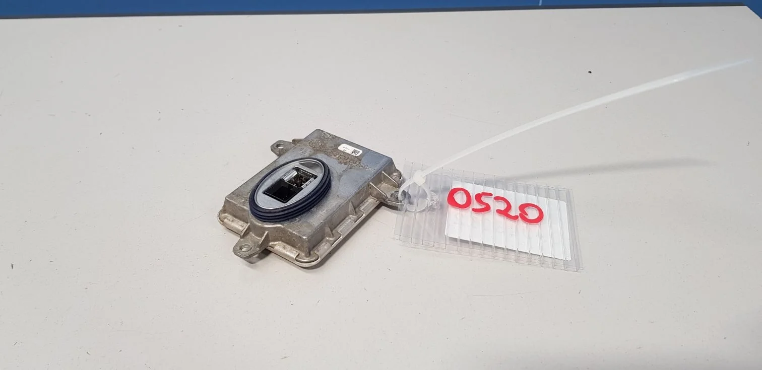 Блок ксеноновой лампы для BMW 5 F10 2009-2017