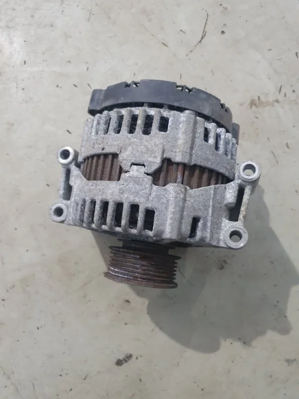 Генератор Audi A6 C6