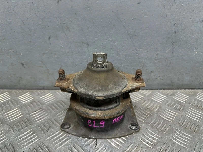 Подушка двигателя Honda Accord 7 CL