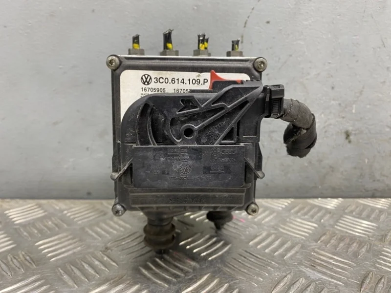 Блок abs Volkswagen Passat B6