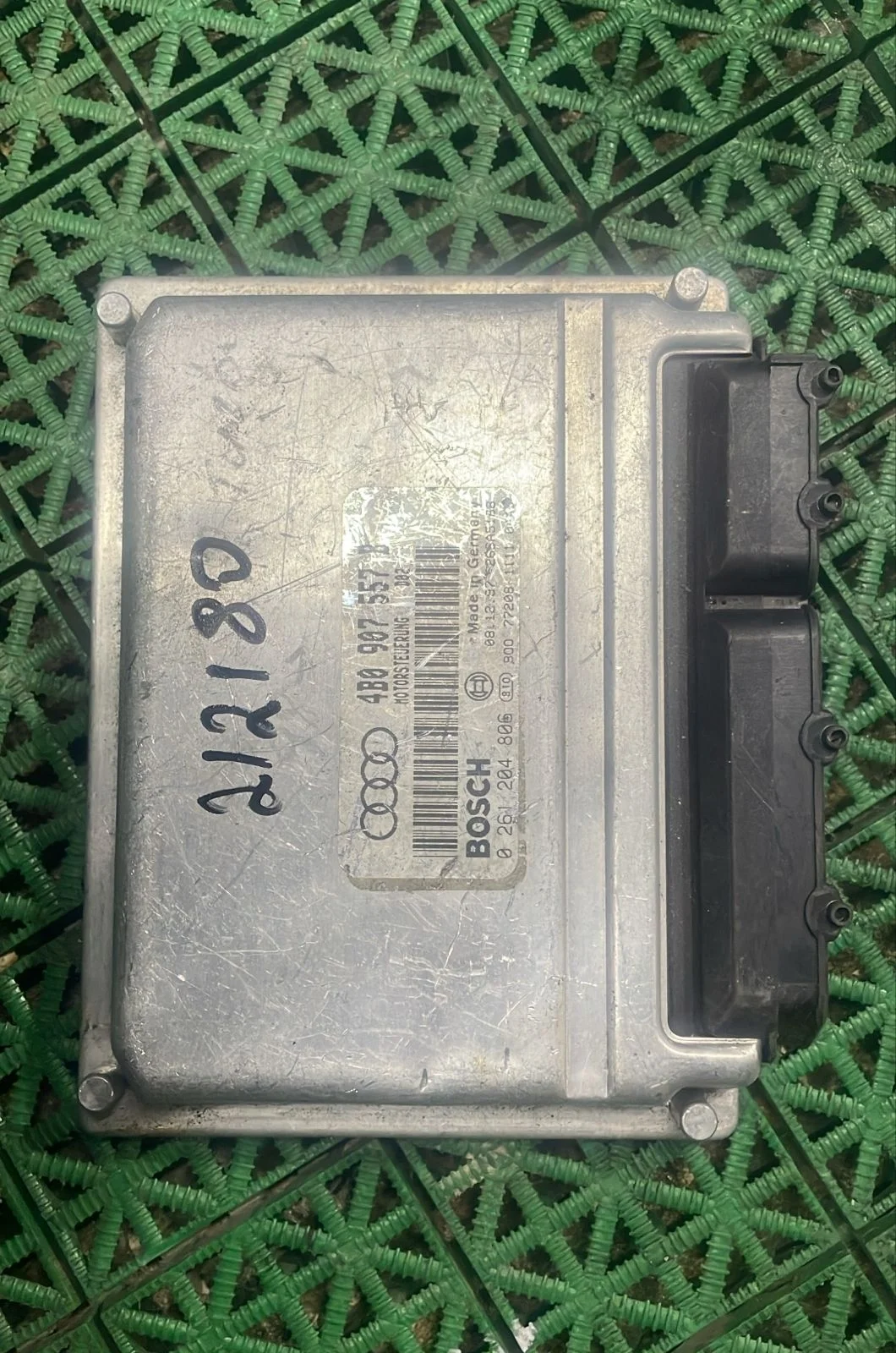 Блок управления двигателя ДВС ЭБУ AUDI A6 C5 1,8 AEB 1997- Б/У A6 C5(1997-2004)