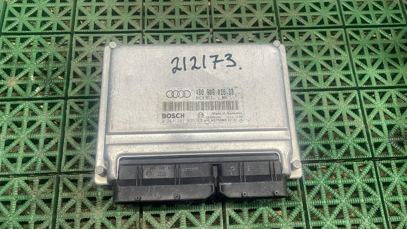 Блок управления двигателя ДВС ЭБУ AUDI A6 C5 1,8 AWT 1997- Б/У A6 C5(1997-2004)