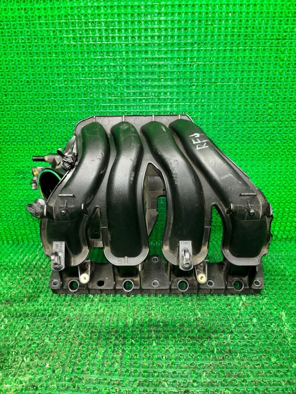 Коллектор впускной для Peugeot-Citroen 307 0361R0 C5 I (2001—2004) В наличии