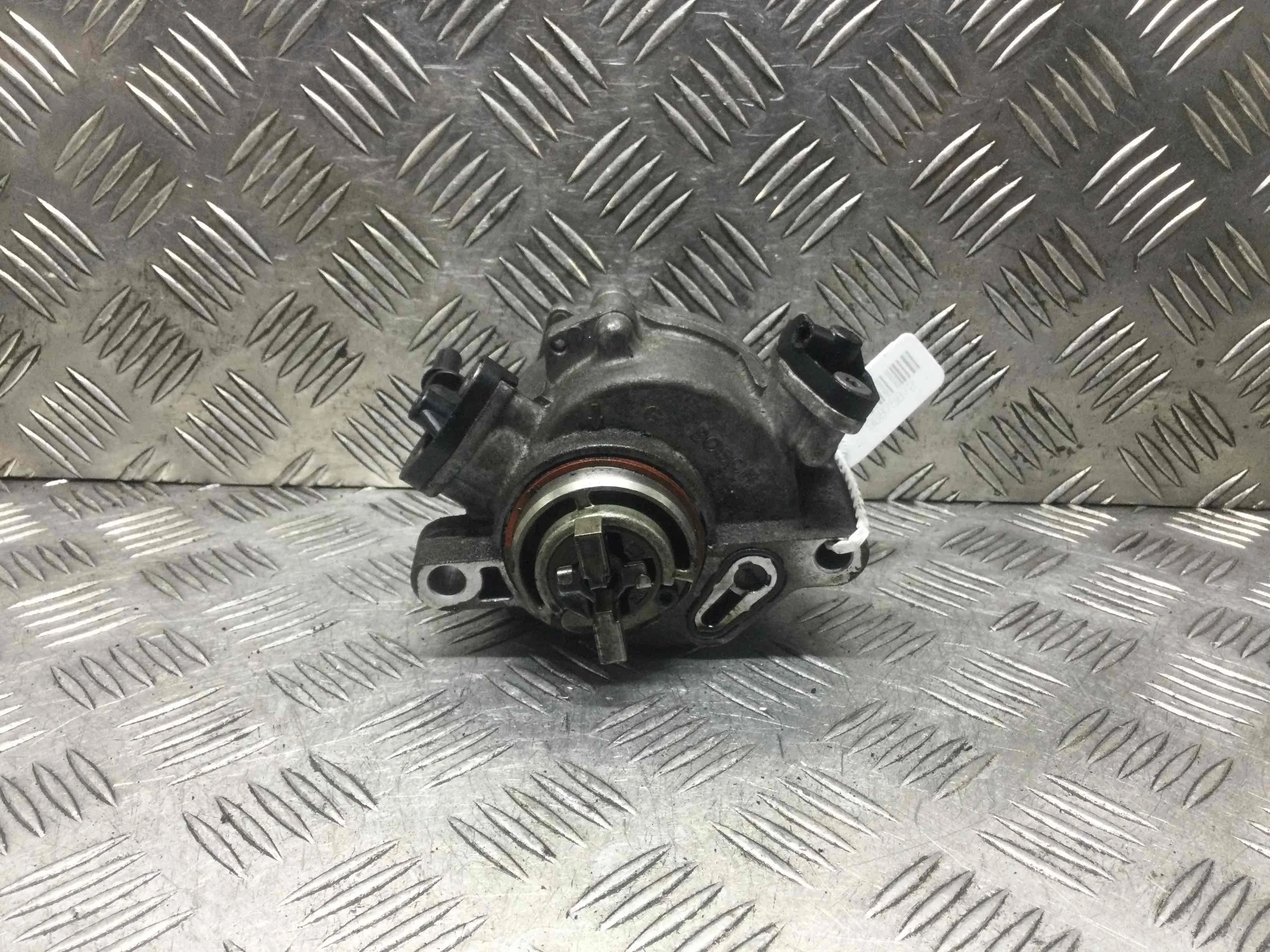 Насос вакуумный Peugeot Partner 2 поколение (2008-2012) дизель 1.6 HDi Механика Фургон