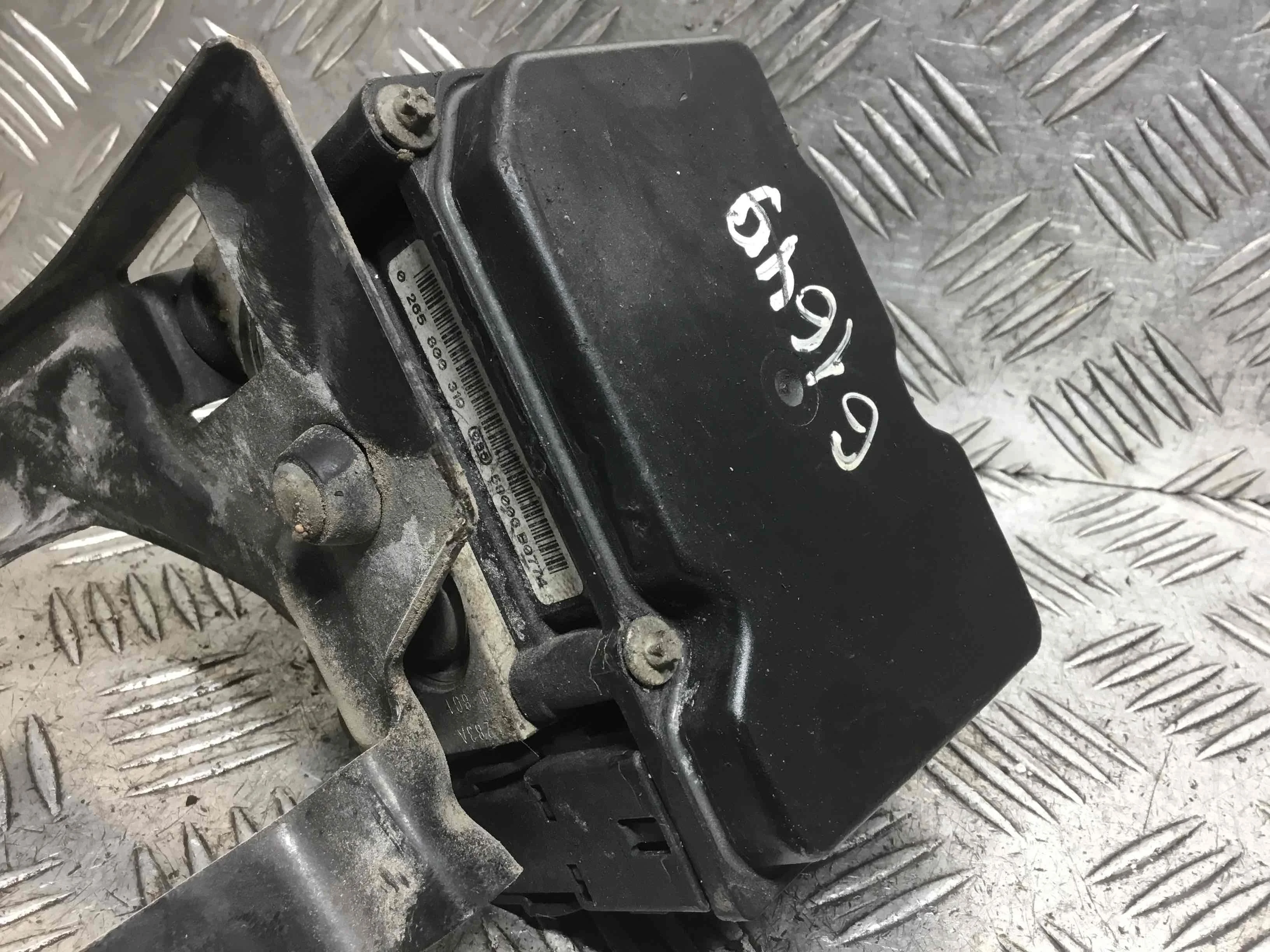 Блок ABS Nissan Micra K12 (2002-2010) бензин 1.2 i Механика Х/б