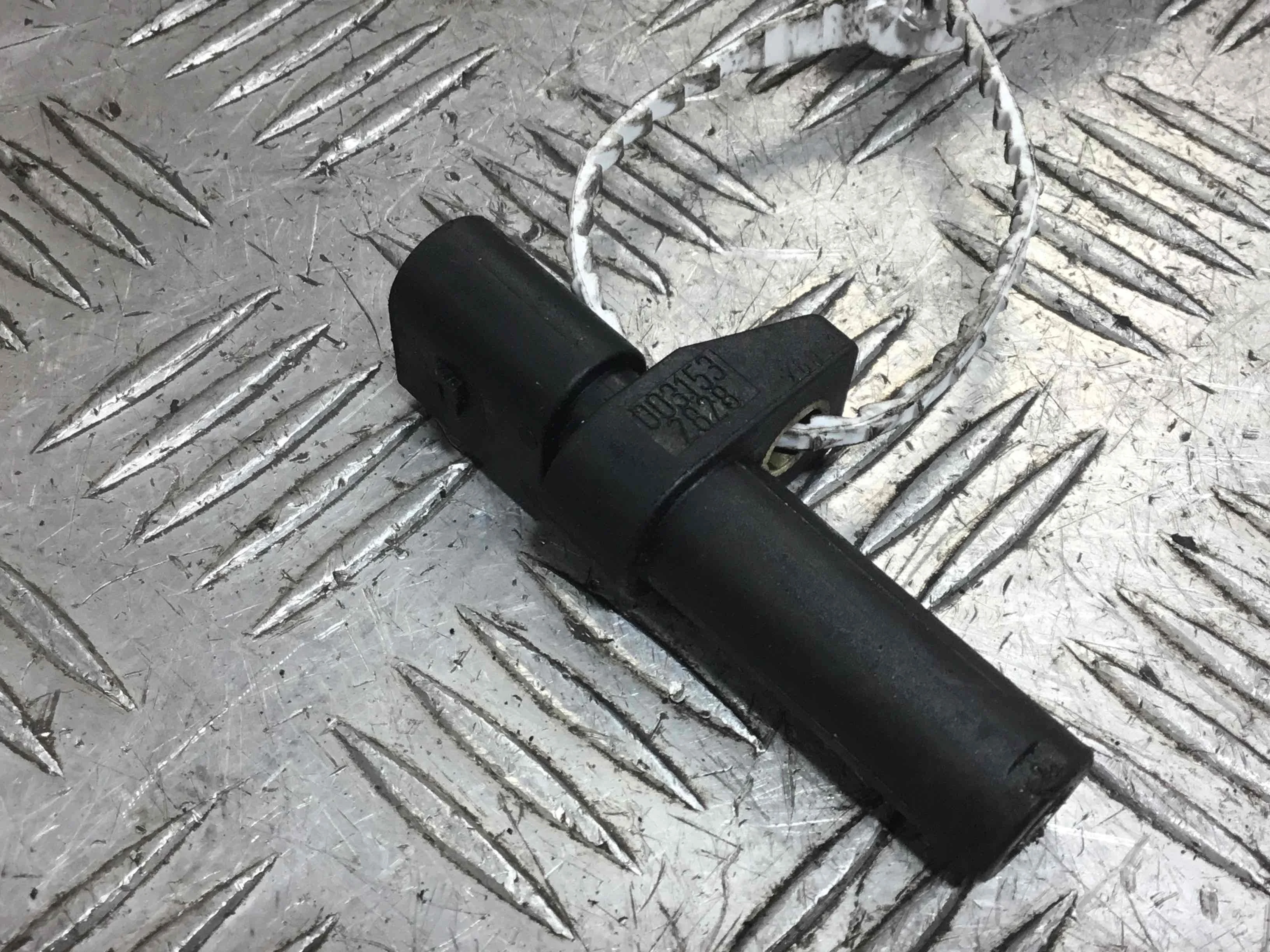 Датчик коленвала Mercedes E-klasse E-klasse (W211) 2002 - 2009 дизель 2.2 CDI Автомат Седан