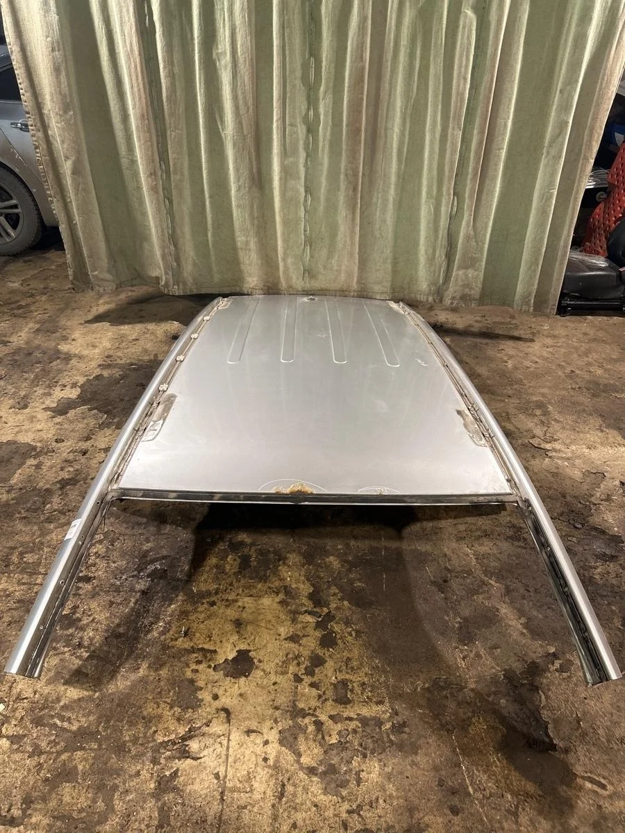 Крыша Kia Sorento 2010 671112P000 XM D4HB