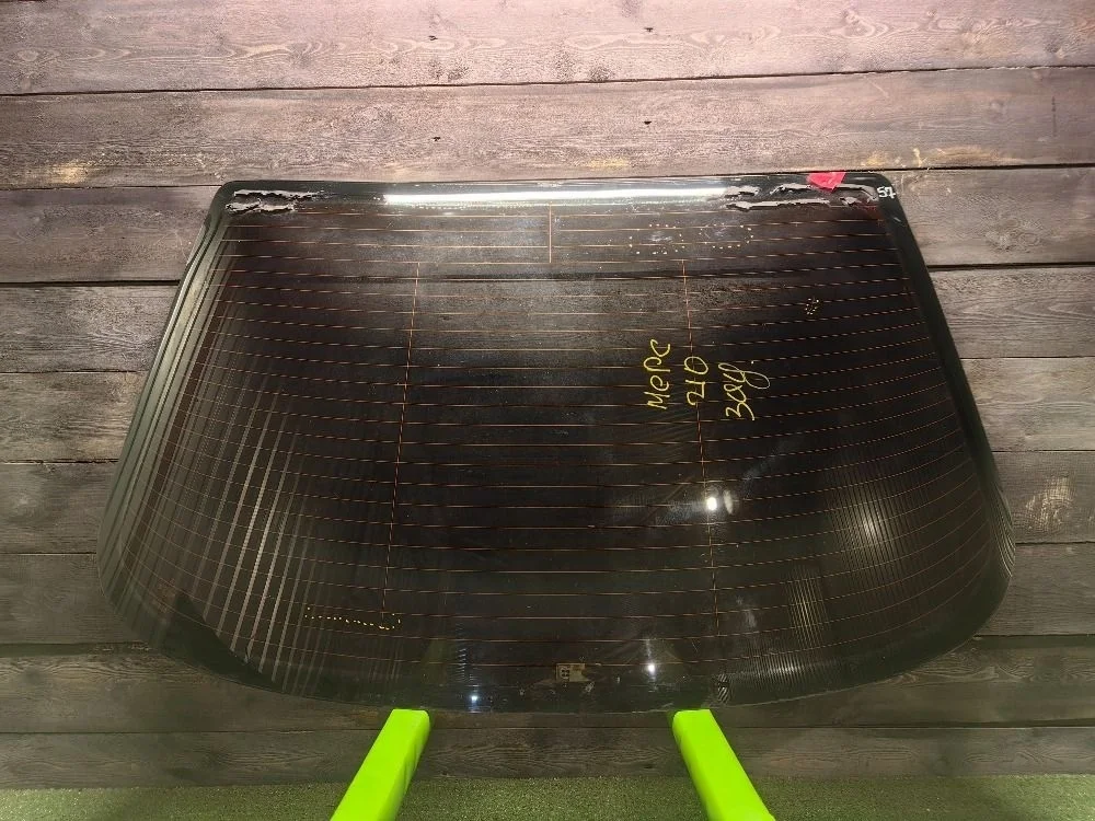 Стекло заднее Mercedes-Benz E-класс W210