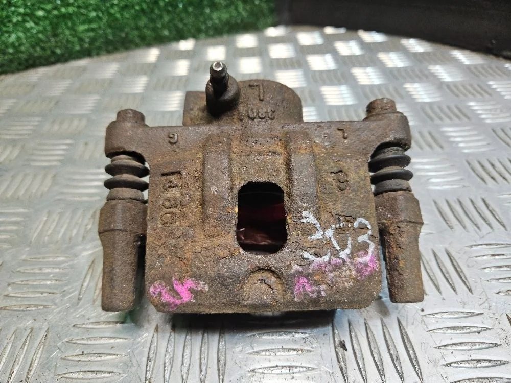 Суппорт задний левый на Outlander XL