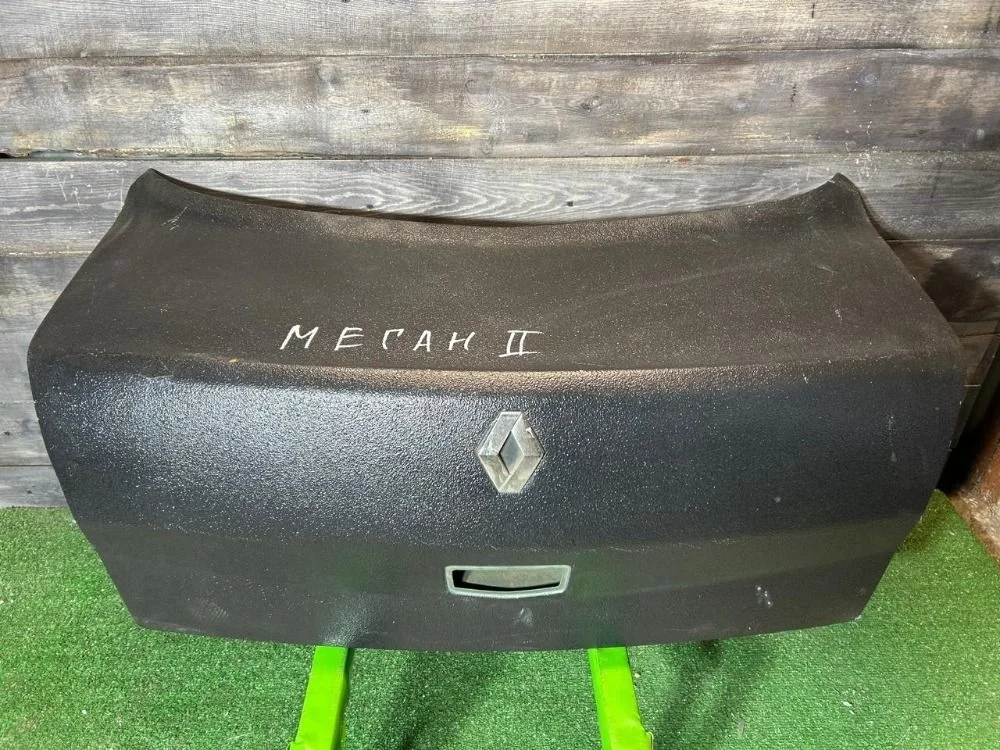 Крышка багажника Renault Megane II Седан.