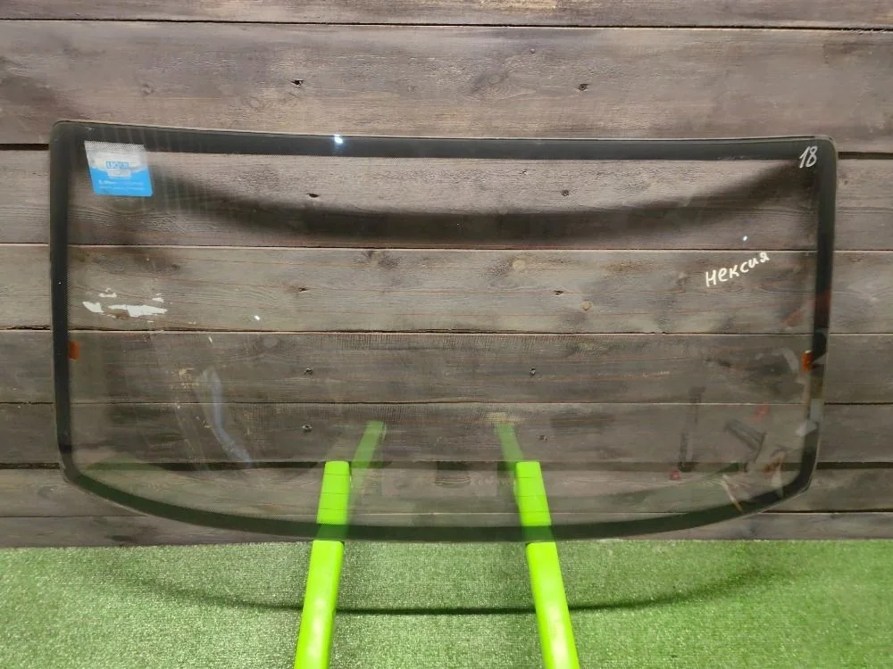 Стекло заднее Daewoo Nexia