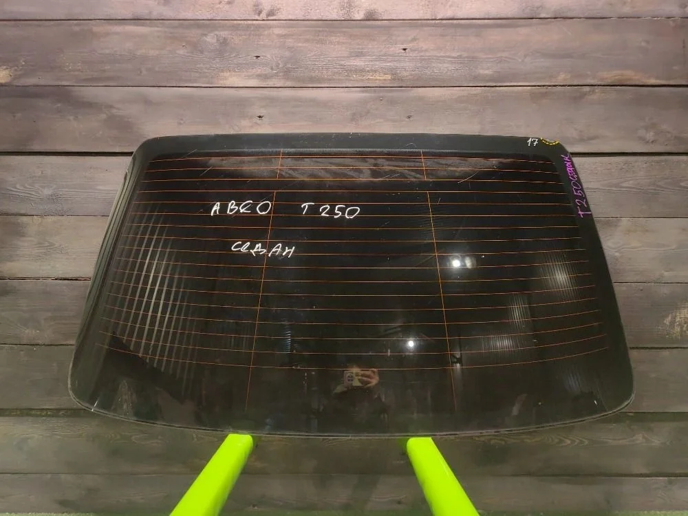 Стекло заднее Chevrolet Aveo T250