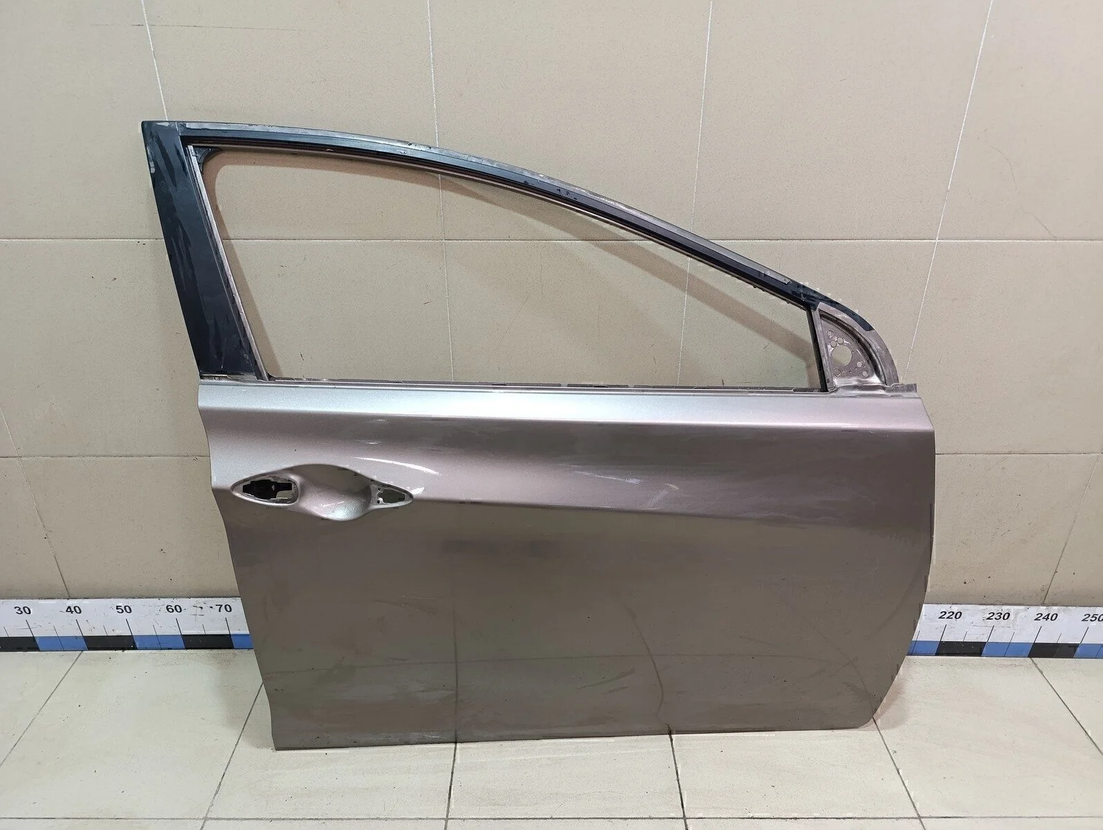 Дверь передняя правая Elantra 2011-2016