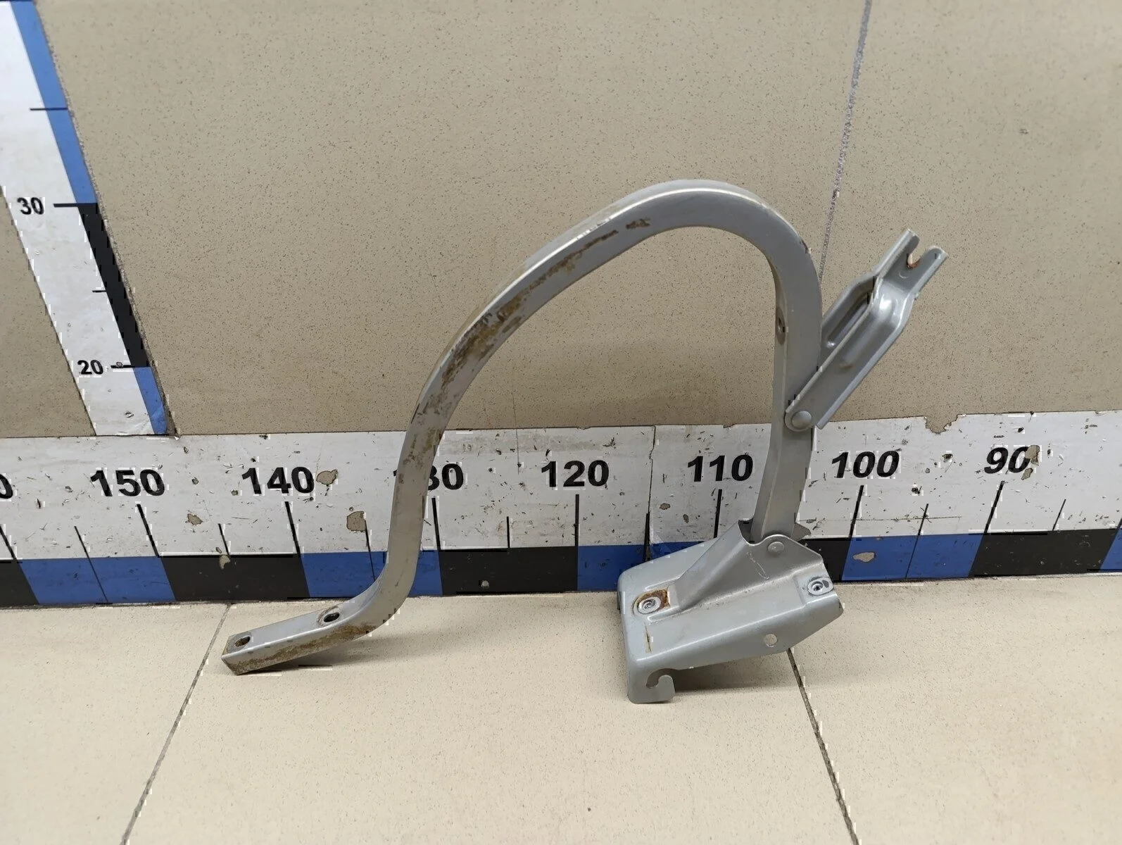 Петля крышки багажника Lanos 2004-2010