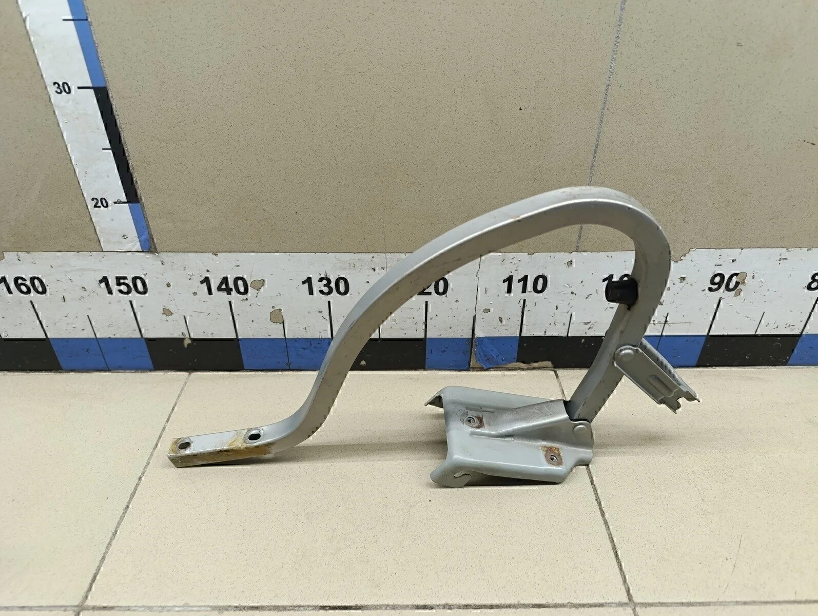 Петля крышки багажника Lanos 2004-2010