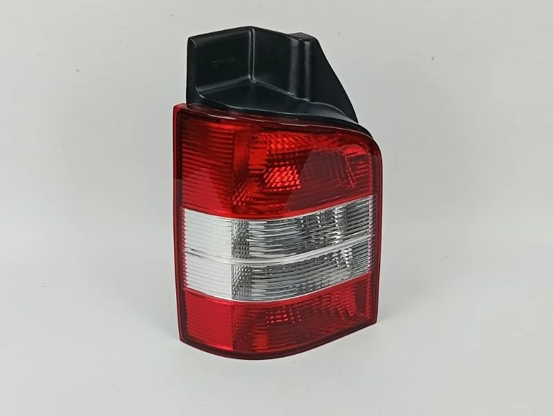 Фонарь Volkswagen Transporter T5