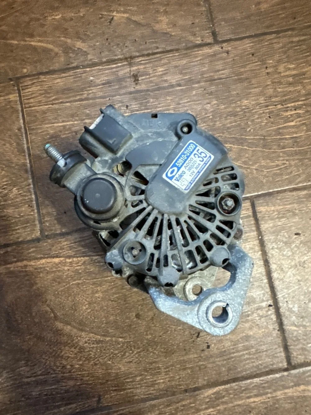 Кронштейн генератора Nissan Almera Classic I (2006—2013)