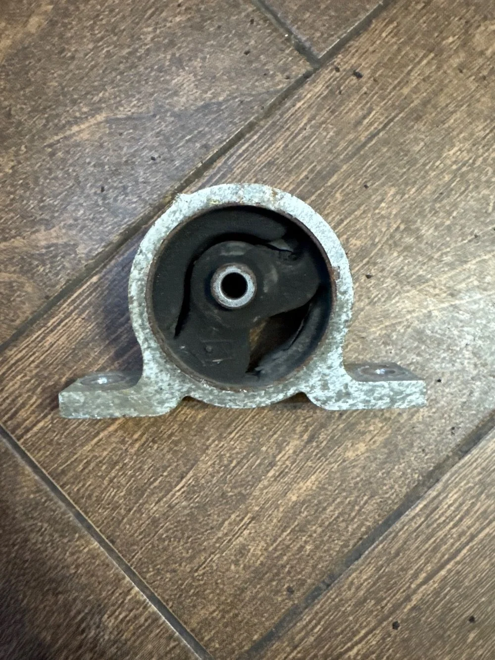 Опора двигателя Nissan Almera Classic I (2006—2013)