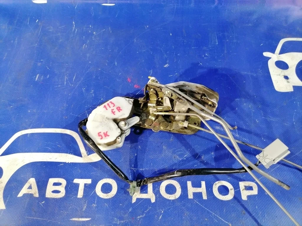 замок двери HONDA STEP WAGON RF1 B20B