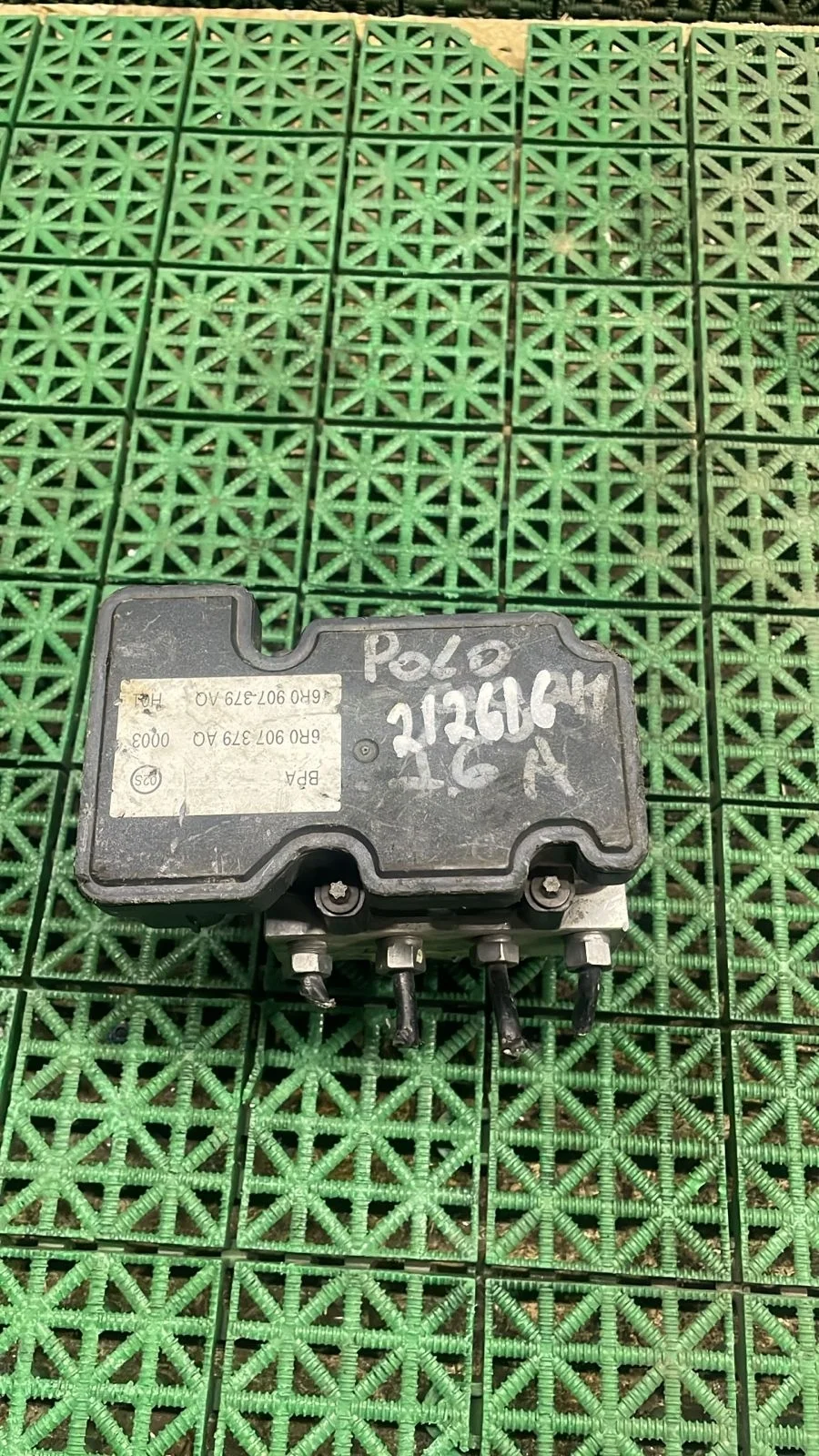 Блок ABS VOLKSWAGEN POLO 2010- б/у POLO(2010-