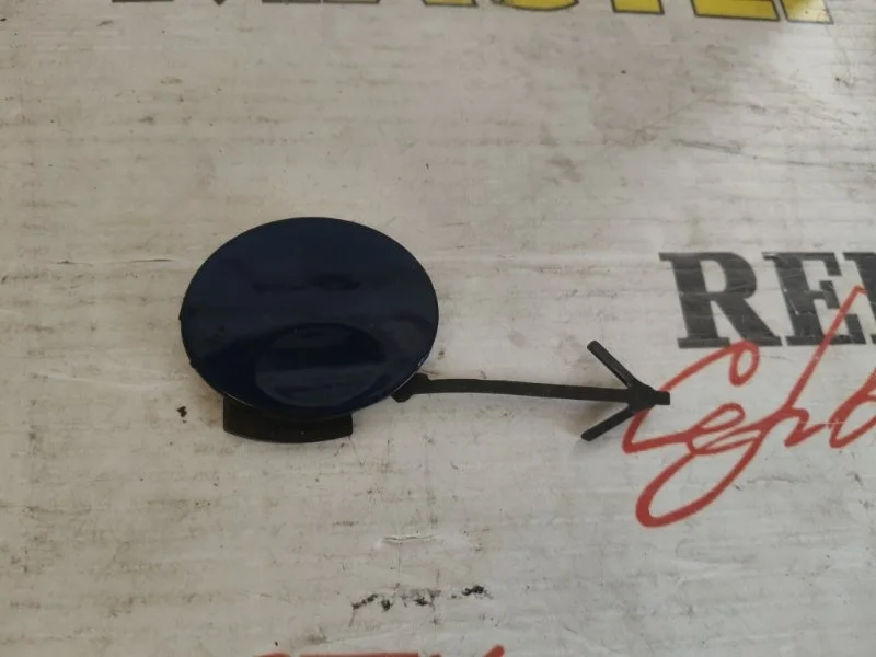 Заглушка бампера Opel Corsa