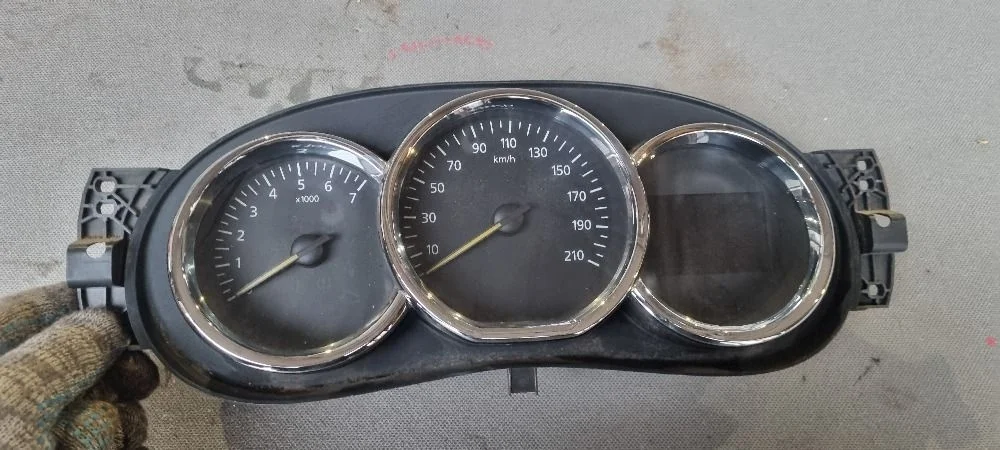 Панель приборов для Renault Logan II 2014-2022