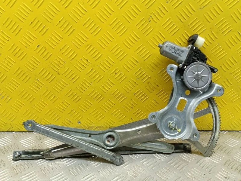 Стеклоподъемник электр. передний левый Mitsubishi L200 (2006-2015) 2012 MN182353 2.5 D 4D56