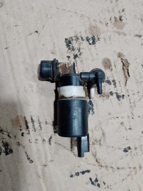 Моторчик омывателя Renault Megane 3 2009 289200004R ХЭТЧБЕК K9KF830