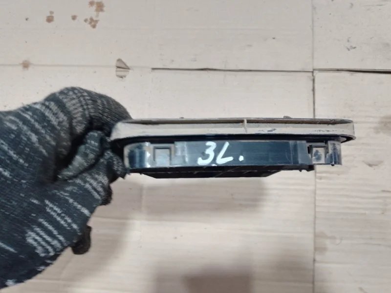 Решетка вентиляционная Renault Megane 3 2009 7700838358 ХЭТЧБЕК K9KF830, задняя левая