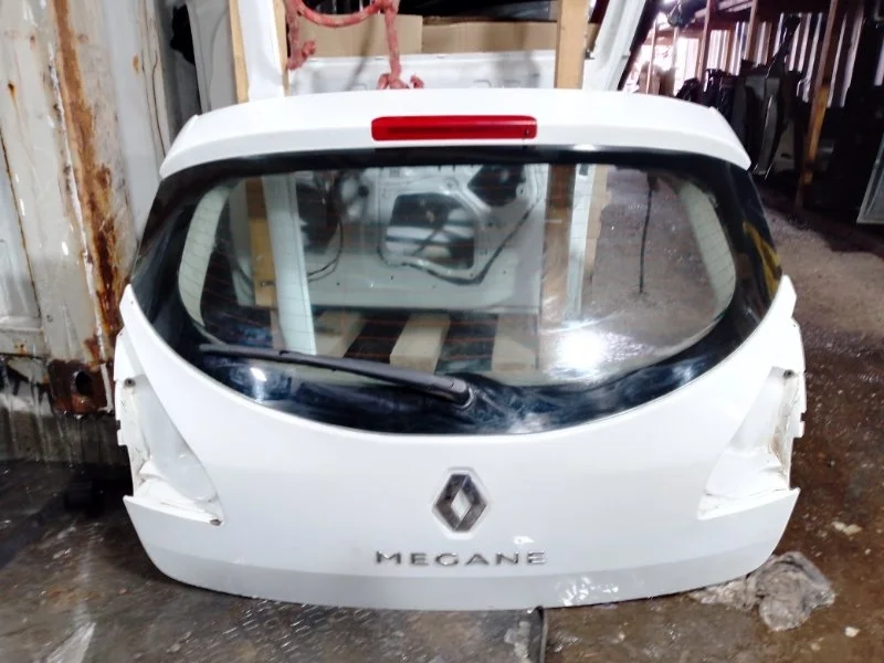 Дверь багажника Renault Megane 3 2009 901001260R ХЭТЧБЕК K9KF830