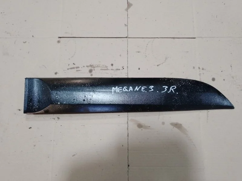Накладка двери Renault Megane 3 2009 828760001R ХЭТЧБЕК K9KF830