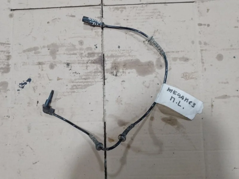 Датчик ABS Renault Megane 3 2009 479109155R ХЭТЧБЕК K9KF830