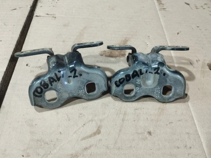 Петли задней правой двери Chevrolet Cobalt 2 2013 13505399 СЕДАН B15D2