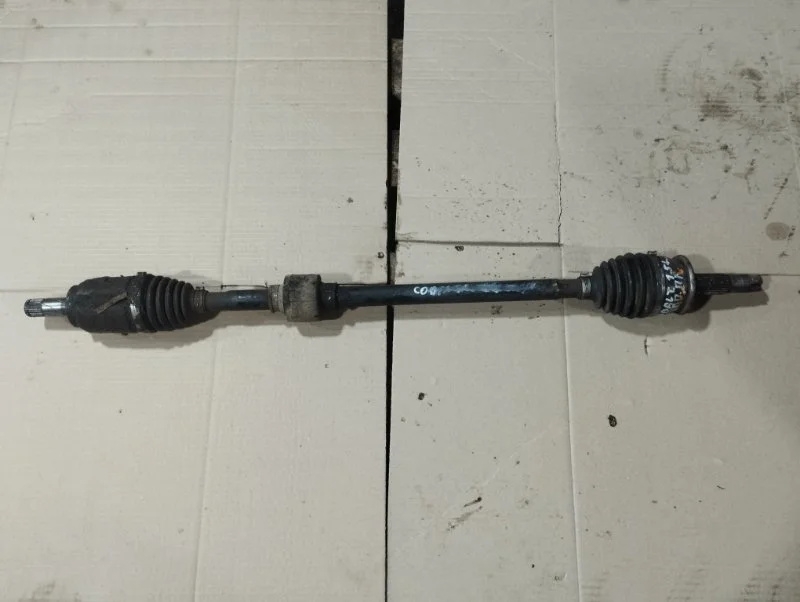 Привод передний правый Chevrolet Cobalt 2 2013 96639211 СЕДАН B15D2