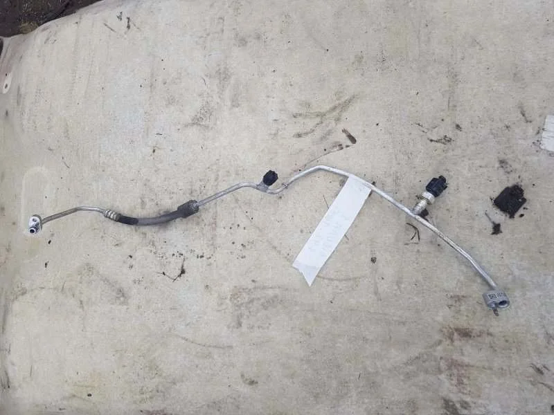 Трубка кондиционера Volkswagen Tiguan 2 2018 5QF820741J CZD