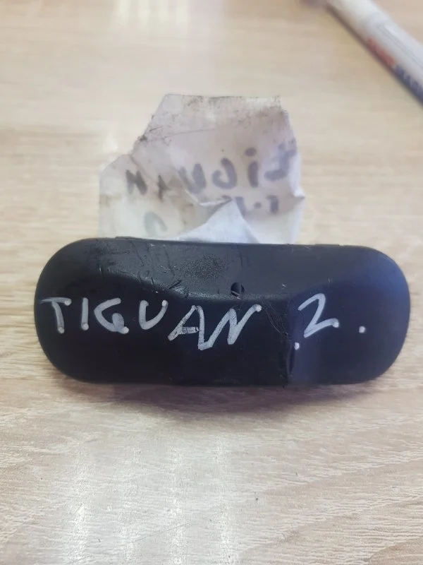 Форсунка омывателя Volkswagen Tiguan 2 2018 5M0955986C CZD